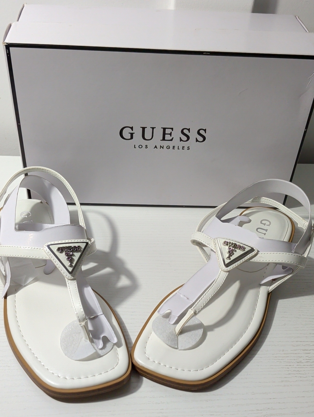 Guess NIB Sandals 8.5